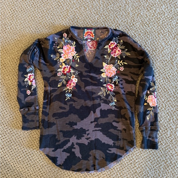 Johnny Was Multicolor Floral Embroidered Top - Picture 5 of 8